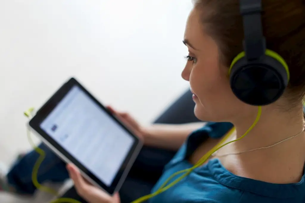 Lady listening to a Carnivore Diet Podcast